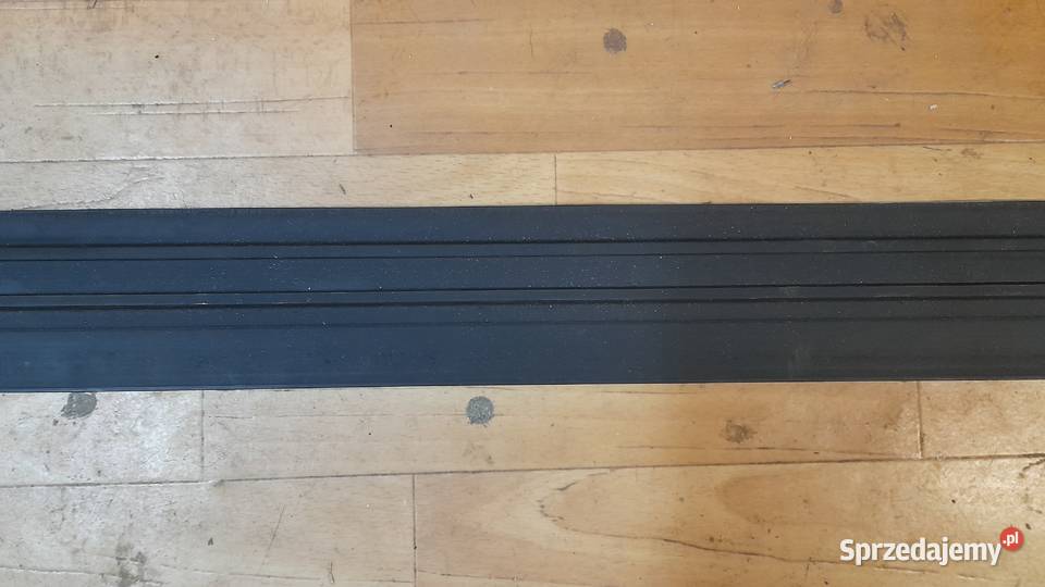 Listwa gumowa audi 80 cabriocoupe drzwi prawa Karoseria Karpacz