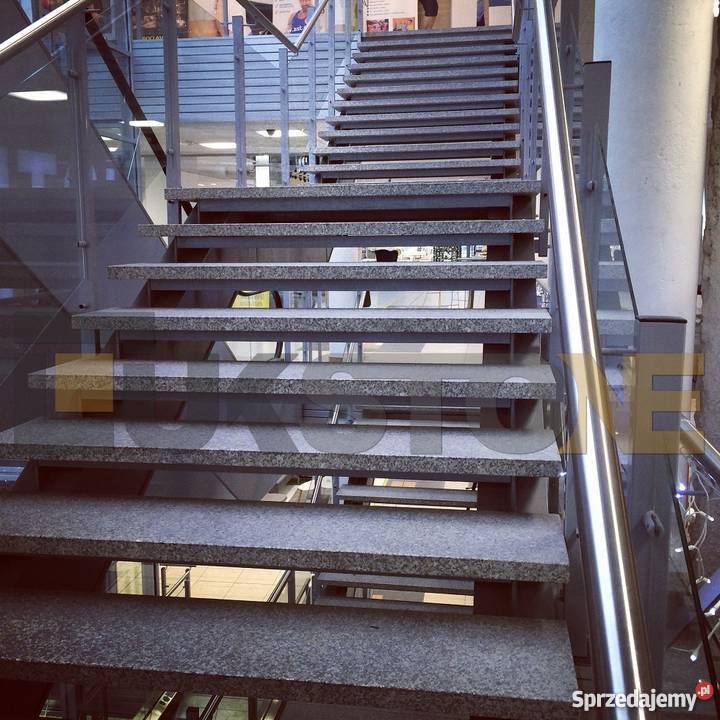 SCHODY GRANITOWE ZEWNĘTRZNE I WEWNĘTRZNE Strzegom