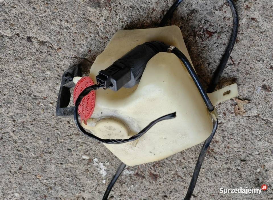 Zbiorniczek spryskiwaczy BMW E38 Żory