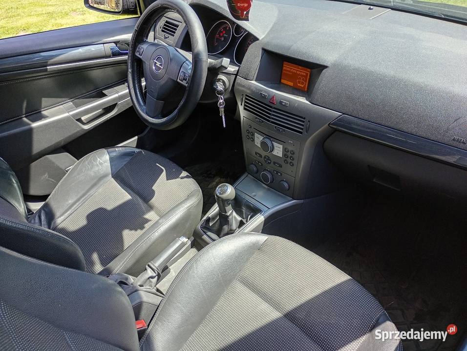 Opel Astra III 17 Turbodiesel 2005 Pół skóry 1700cm3 Poręba