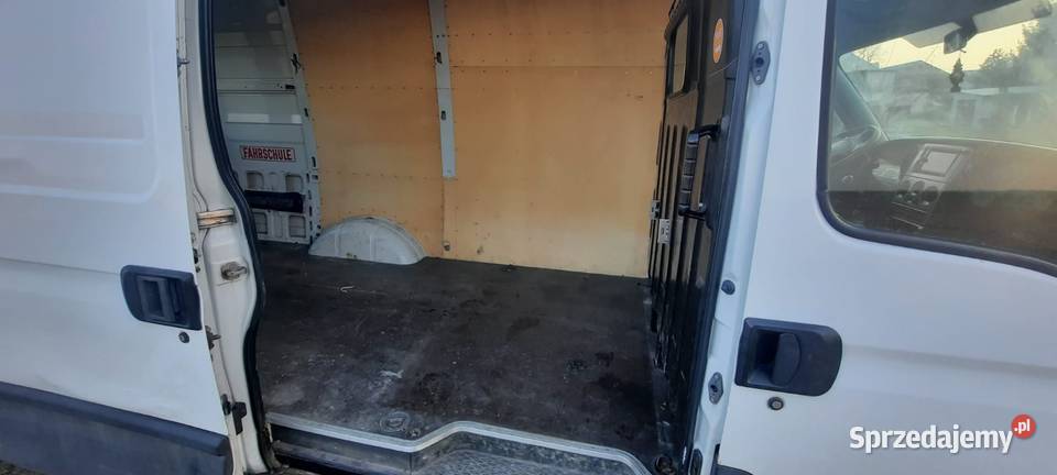 Iveco Daily Lift 2011r Wysoki Średni 23d 1500kg dolnośląskie Świdnica