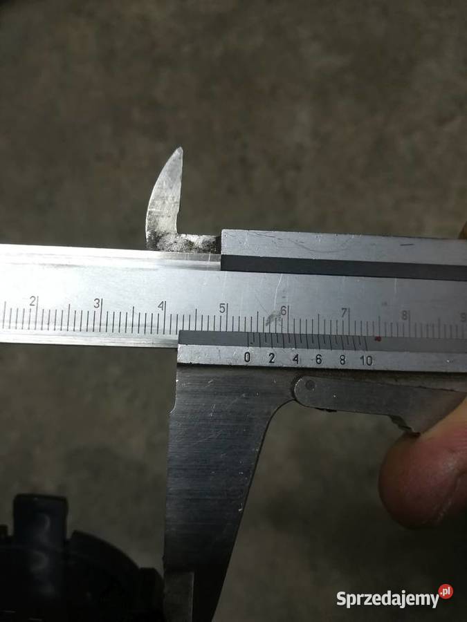 KAPSLE DEKIELKI RENAULT