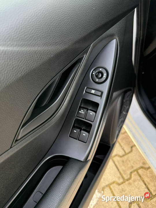 Hyundai ix20 16 Crdi 110 swieżo zarejestrowany ABS Bolesławiec sprzedam