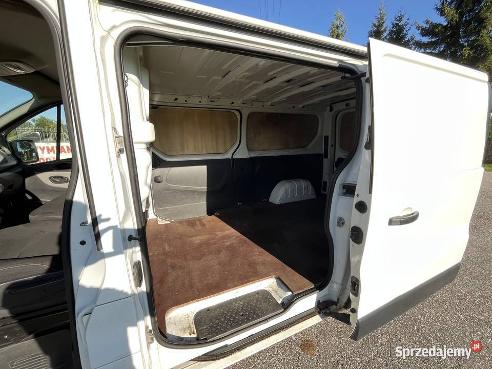 Renault Trafić Long 2016r Klima furgon łódzkie