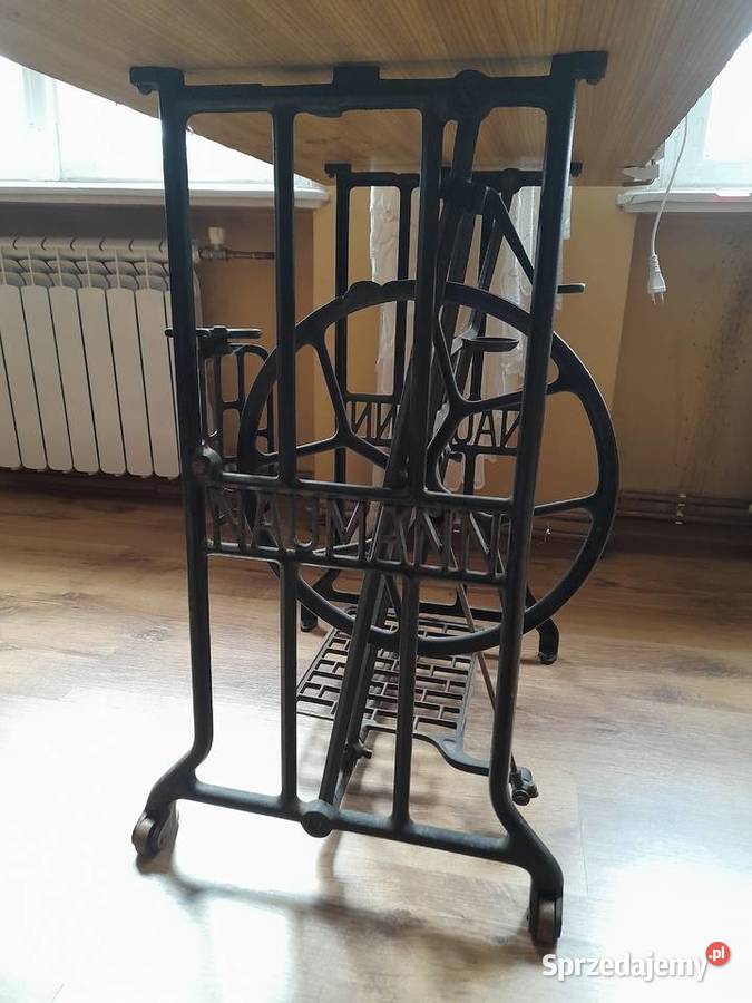 Żeliwna podstawa maszyny do szycia Międzychód