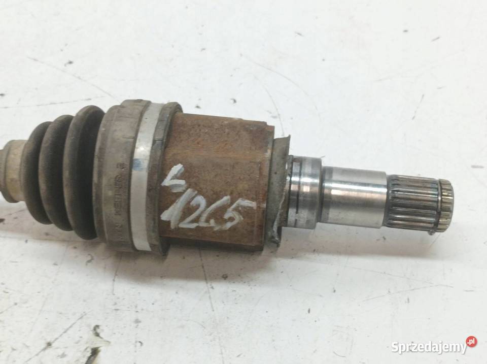 PÓŁOŚ LEWY PRZÓD 12 B 80 Mitsubishi Space Star Rok produkcji 2017