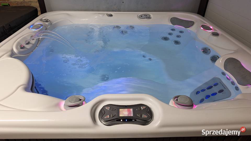 Jacuzzi ogrodowe całoroczne Hotspring Envoy mazowieckie Warszawa