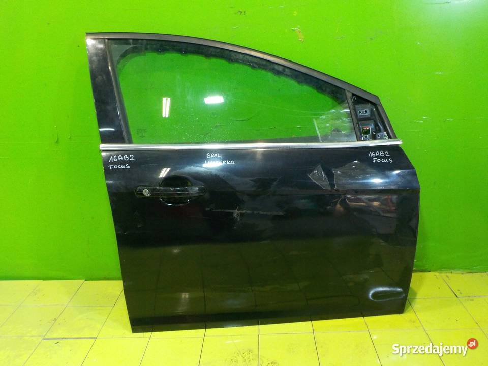 FORD FOCUS MK3 12r HB 5D drzwi prawe przod Suków