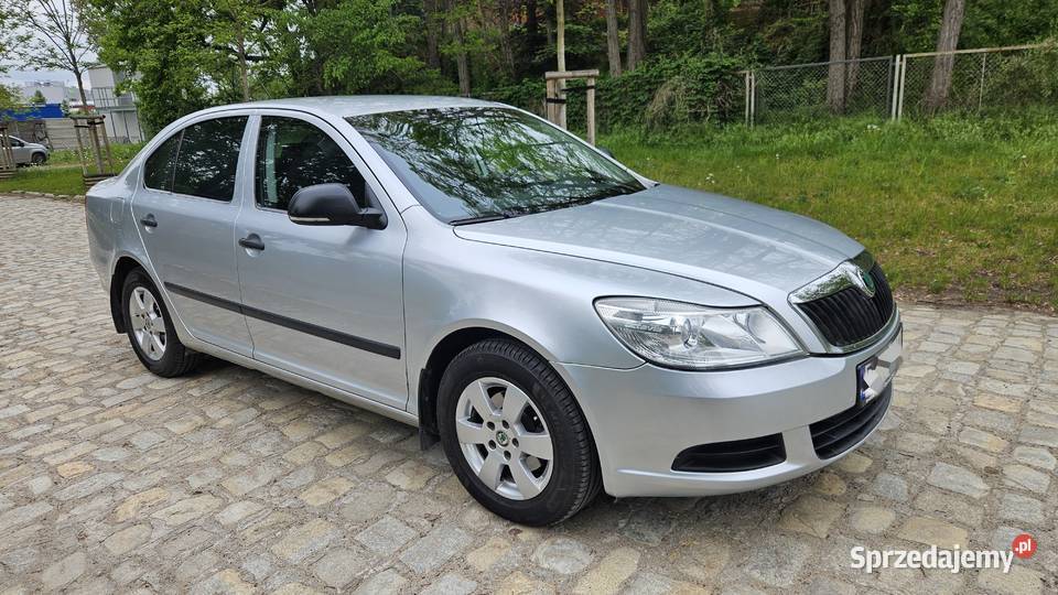 Skoda Octavia 2009r 14 benzyna 122 salonowy benzyna dolnośląskie Wrocław