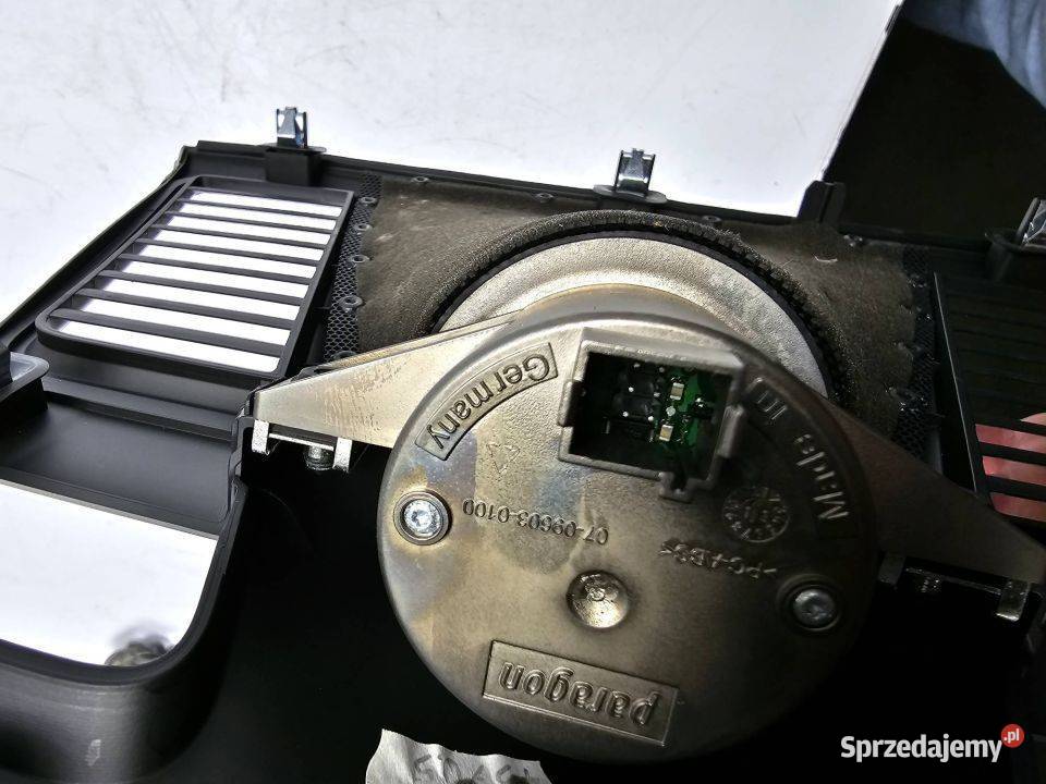 LICZNIK ZEGAR PANAMERA TURBO 970 97064130108 osobowe Lipno sprzedam