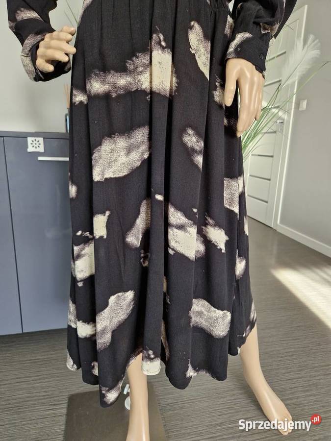 Nowa sukienka midi z wiskozy Rozmiar 44(XXL) Nowogard