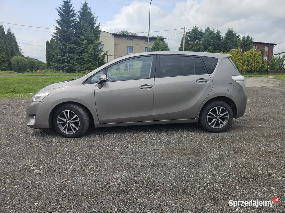 Toyota Verso klima navi samochod bezwypadkowy brązowy śląskie Tychy