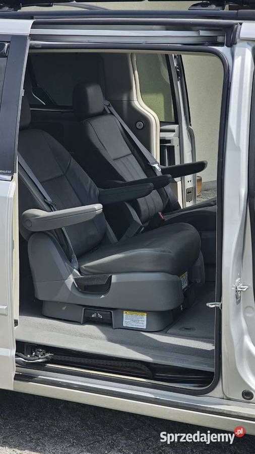 Crysler TownCountry LPG mały przebieg sprzedam