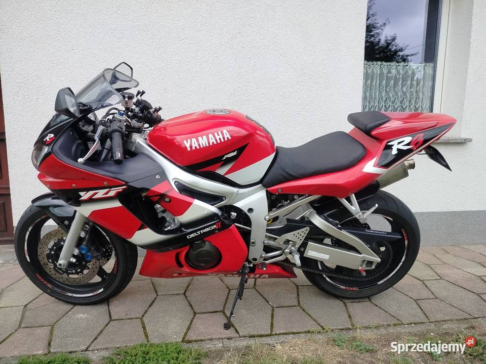 Yamaha R6