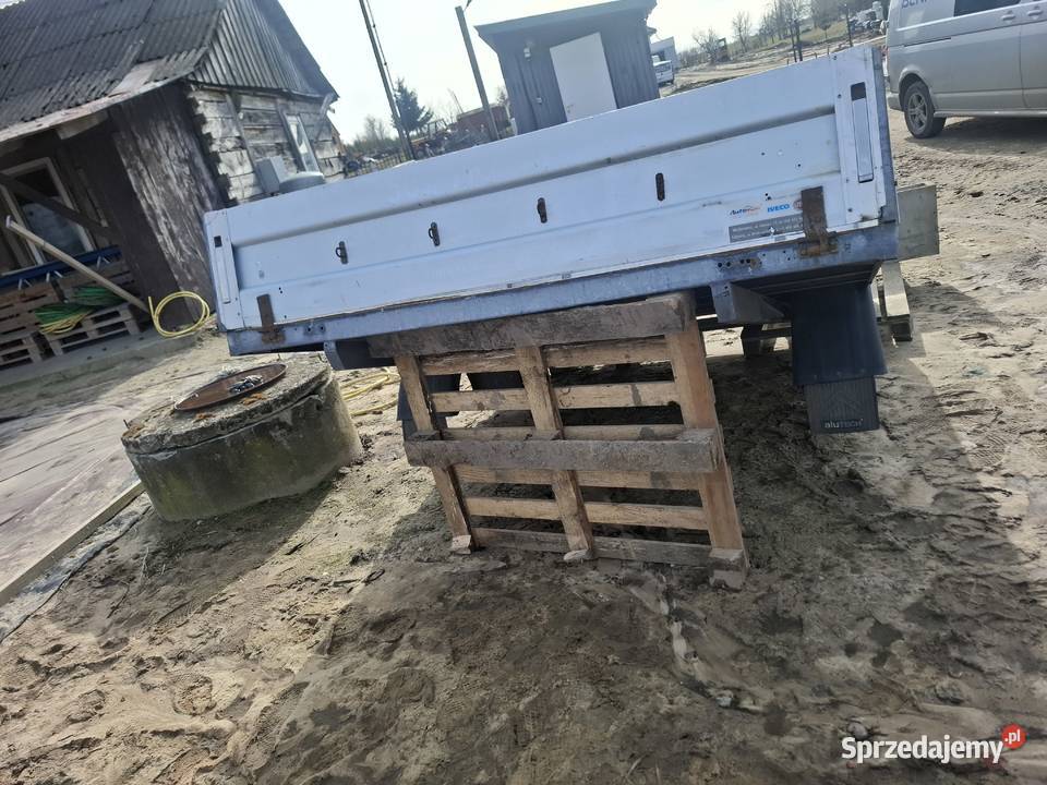 Sprzedam skrzynie ladunkowa 2 dostawcze Kurów