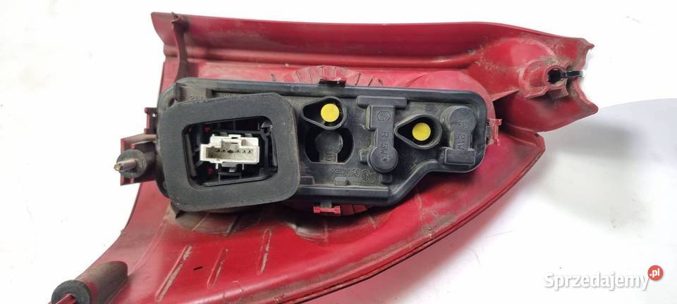 LAMPA LEWA TYŁ PEUGEOT 307 osobowe Lipno