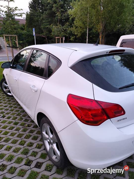 Samochód Opel Astra j 20102011 14 100 bez turbo Bochnia