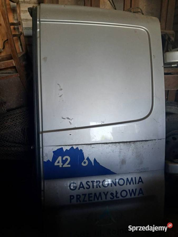 Drzwi tylne prawe Renault Trafic Vivaro 0114 Renault Stara Dębowa Wola