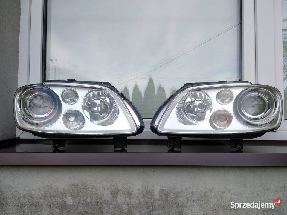 VW Touran 1T0 lampy przednie reflektory przód Sieradz