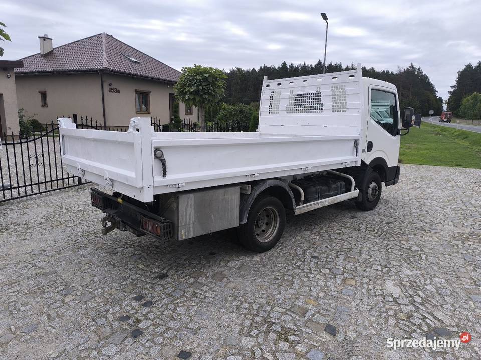 Nissan NT 400 wywrotka niski przebieg Inowrocław