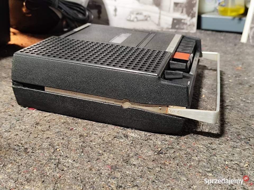 przenośny magnetofon Unitra B303 Grabowo