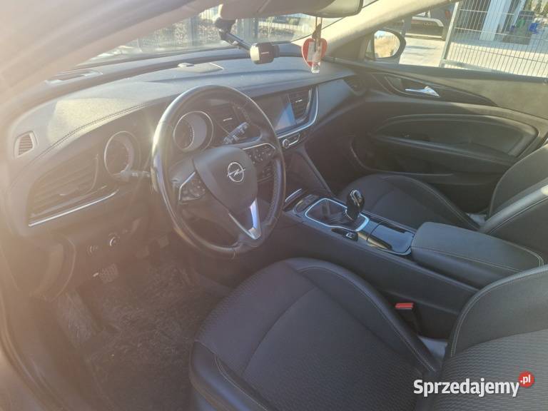 Sprzedam Opel Insignia B kombi 2018 15 benzyna 1500cm3 zachodniopomorskie Szczecin sprzedam