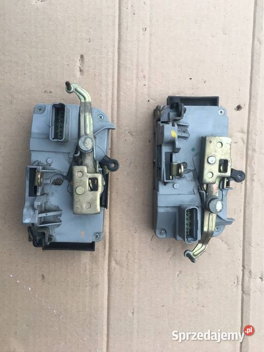 Zamek drzwi lewy prawy peugeot 807 pomorskie Chojnice sprzedam