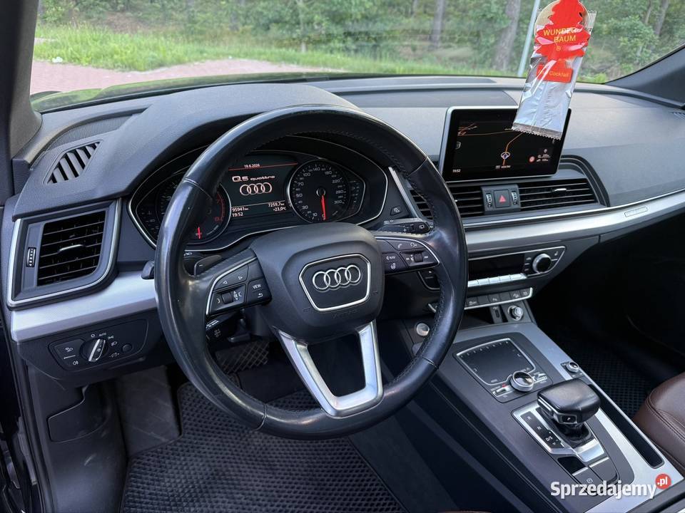 Audi q5 2018 20 tfsi 252 quattro keyless reflektory ksenonowe