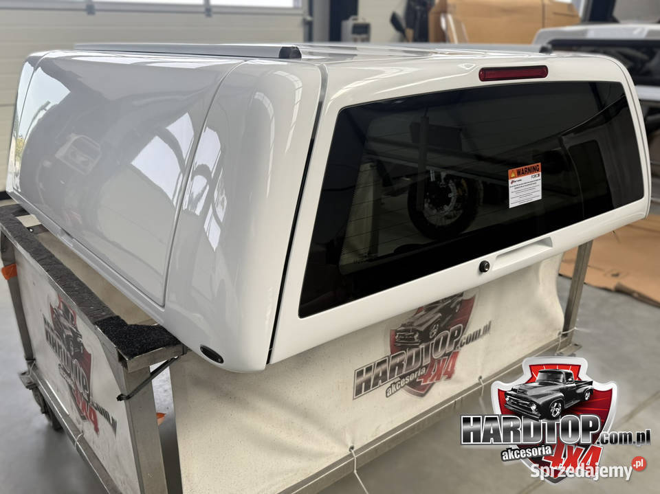 Zabudowa paki Hardtop PickUp Nissan Navara NP300 osobowe Pozostałe warmińsko-mazurskie Pasłęk