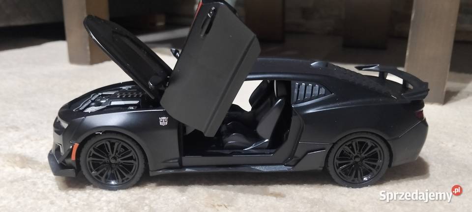 Chevrolet Camaro Transformers SS w skali 124 Kutno