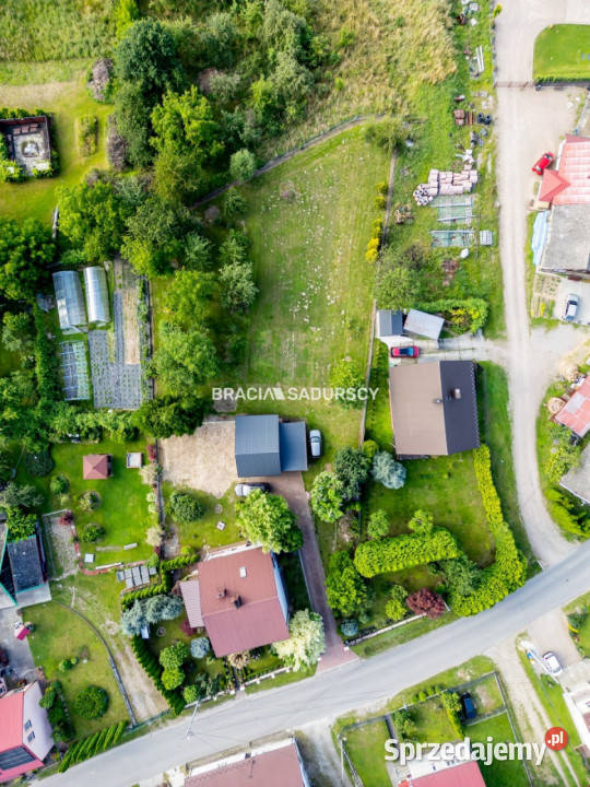 Dom wolnostojący Zręczyce 250m2 do zamieszkania