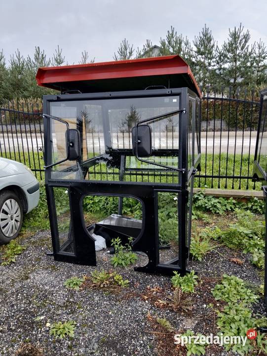 Kabina C330 i 360 bez błotnikow