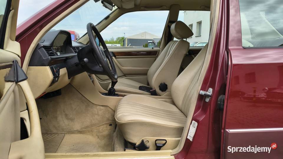 MercedesBenz W124 E200 16V 1993 Klasyk z Włoch 1998cm3 łódzkie Zgierz
