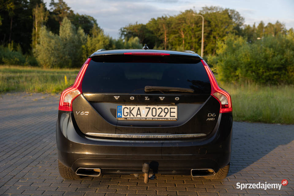 Volvo V60 I 24 AWD Hybrid 2014 r 283 Kartuzy sprzedam