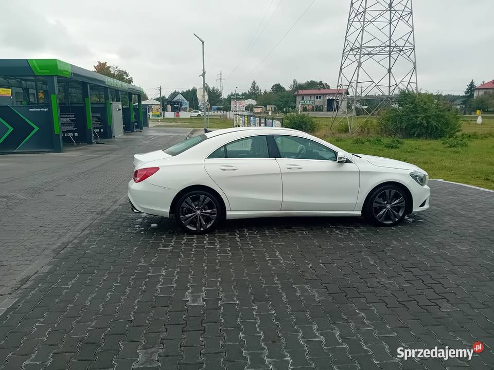 Mercedes benz CLA