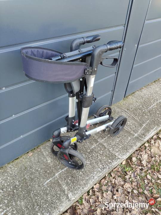 Aluminiowy balkonikchodzik starszych osób łódzkie Aleksandrów Łódzki