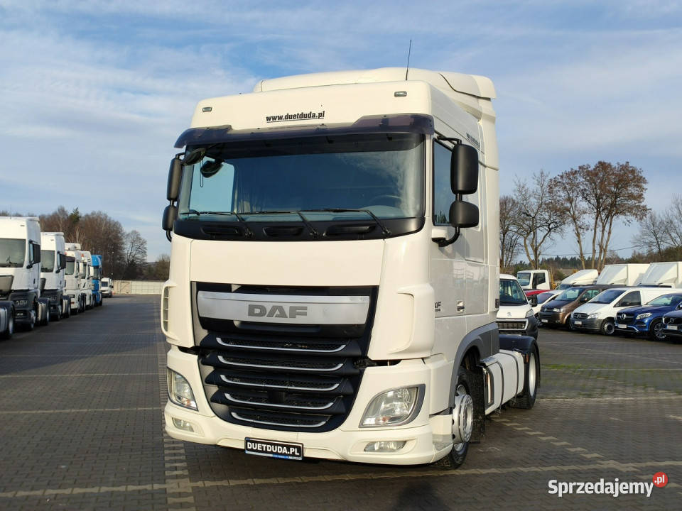 DAF XF 106460 Euro 6 LowDeck Mega Krajowy Rok produkcji 2015 Widełki