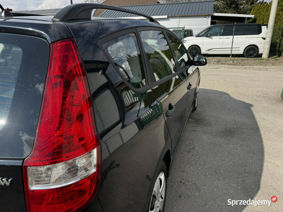 Hyundai i30 RatyZamiana Gwarancja14 FIFA centralny zamek Gdów sprzedam