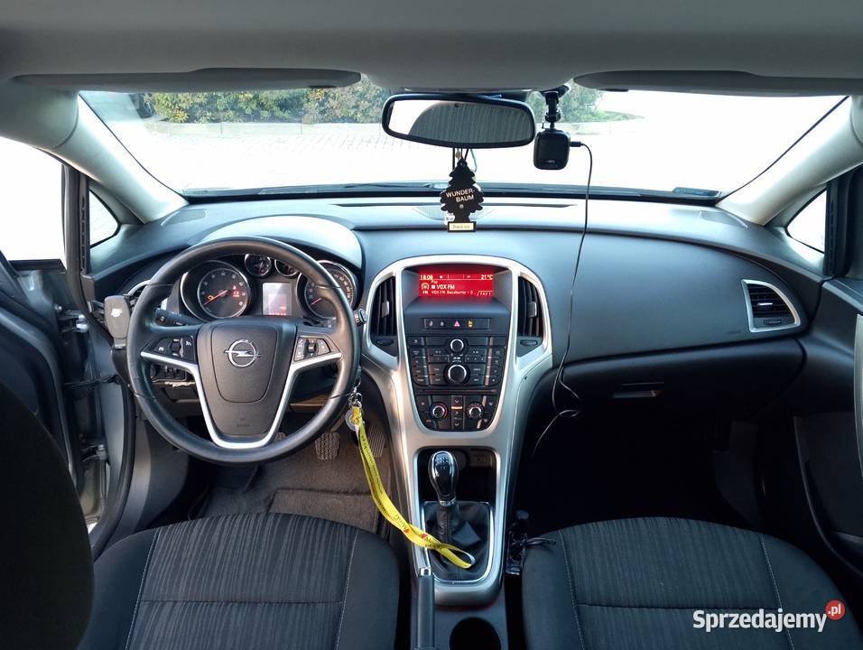 Opel Astra J Sports Tourer 2011 Astra Białystok
