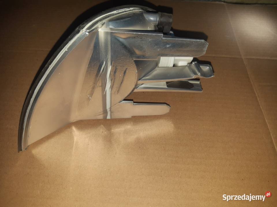 Kierunkowskaz BMW E46 HELLA OE 2BA 008 40404 osobowe Wysokie