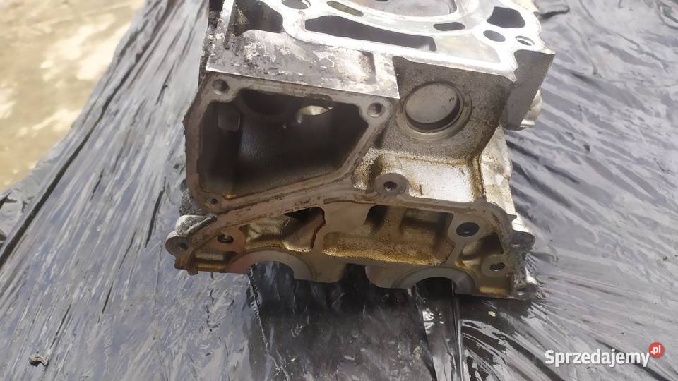 GŁOWICA SILNIKA PRZÓD NISSAN MURANO I Z50 35 V6