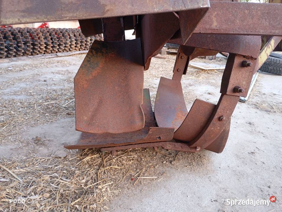 Obsypnik pryzm i kopcy WULKAN wielkopolskie Raszków