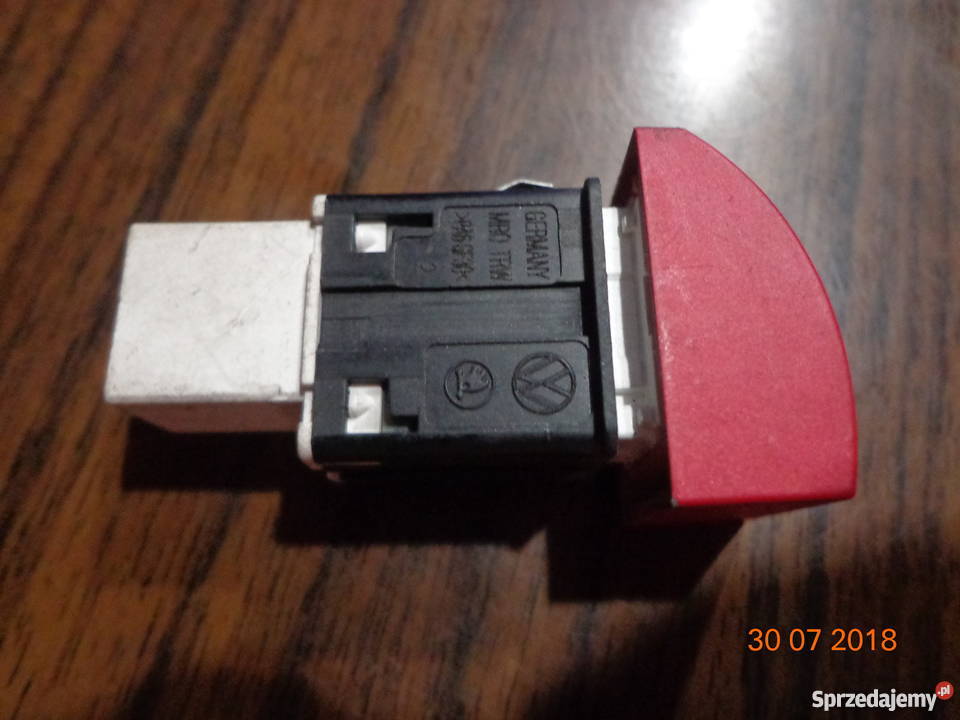 Skoda Octavia II przełącznik przycisk świateł wyposażenie elektryczne Części samochodowe łódzkie Łódź