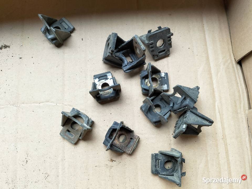 AUDI 80 B3 B4 DOLNY UCHWYT LAMPY PRZÓD PRZEDNIEJ Kamień-Kolonia sprzedam