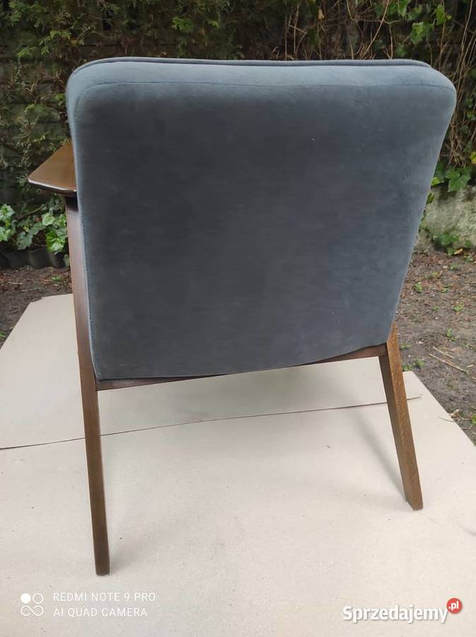 Fotel BUNNY CHAIR 300177 PRL renowacji wielkopolskie