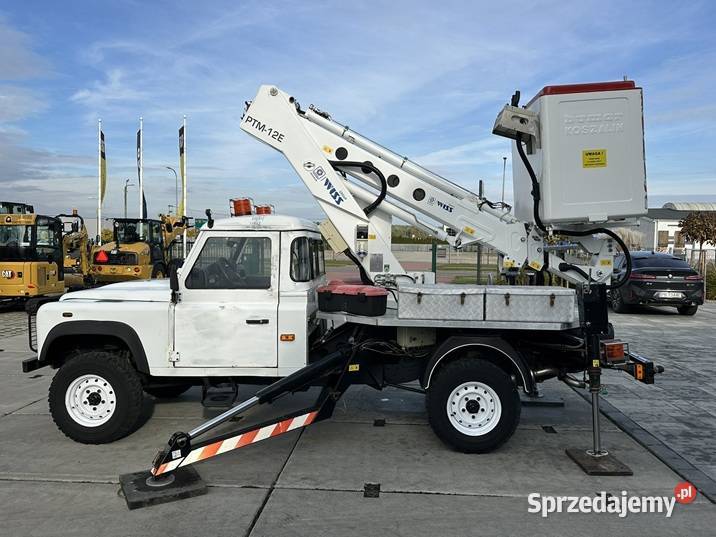 SAMOCHÓD SPECJALNYPODNOŚNIK KOSZOWY LAND ROVER