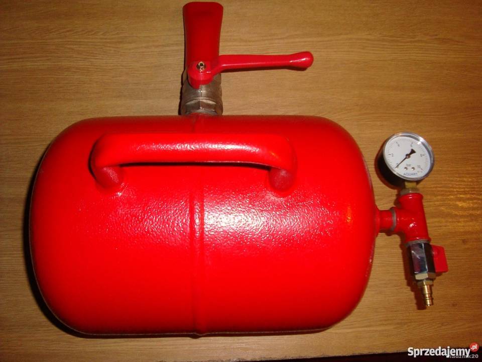 Inflator do pompowania kół 9 Bar 15 litrów zachodniopomorskie Kamień Pomorski sprzedam
