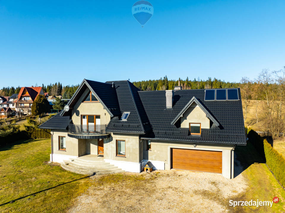 Dom na peryferiach Nowego Targu Morawczyna 121 asfalt