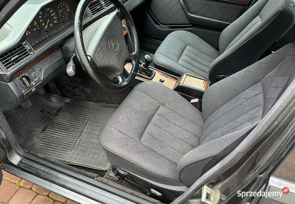 MERCEDES W124 220E W124 Sierakowice
