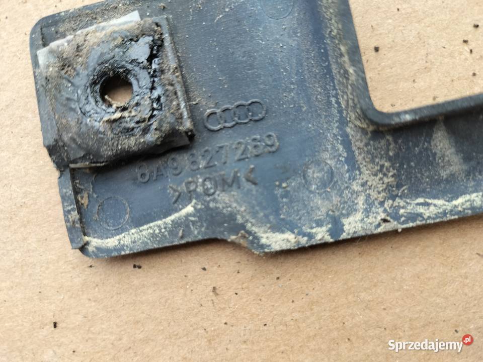 AUDI 80 B3 B4 KOMBI OSŁONA ZAWIASU TYLNEJ MASKI Kamień-Kolonia